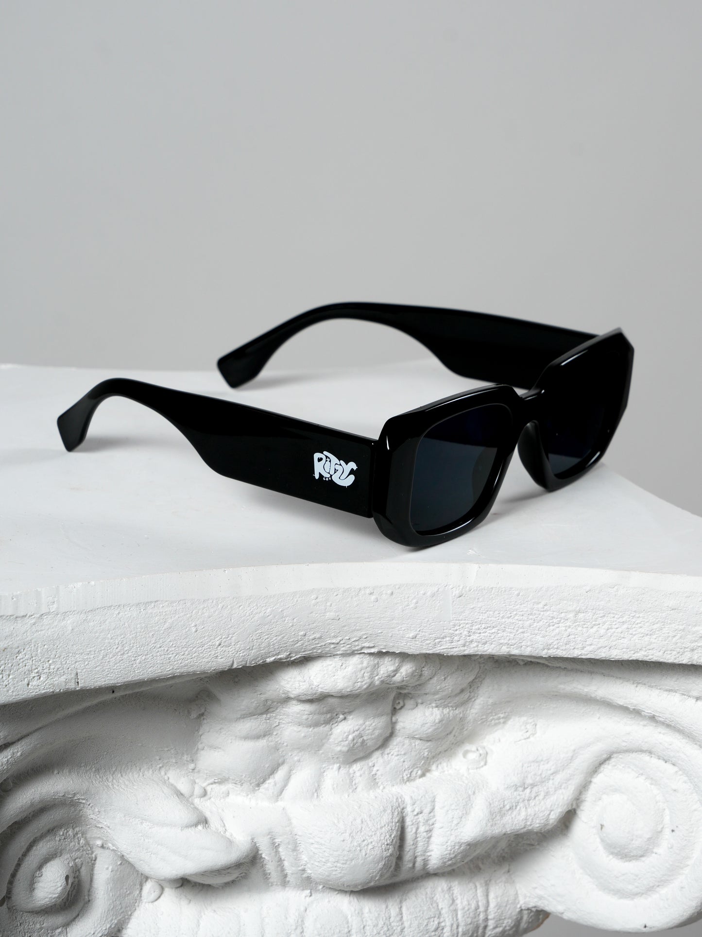 Ritzy Shades